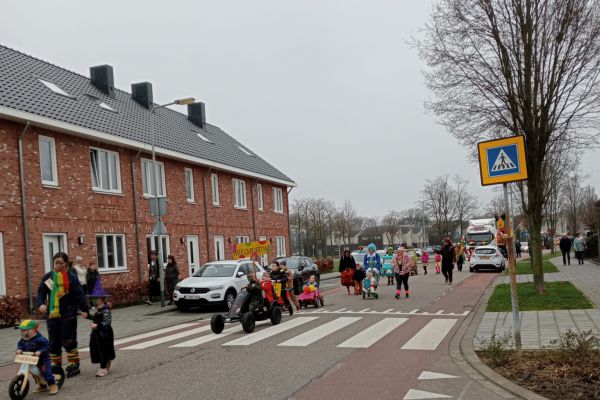 kinderoptocht2F1B12A88-4C89-E2E8-9275-3C10B7835789.jpg