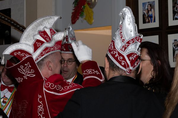 uitroeping-23-24-240146E1394-FA50-E9E9-0DDB-3116C60CA115.jpg